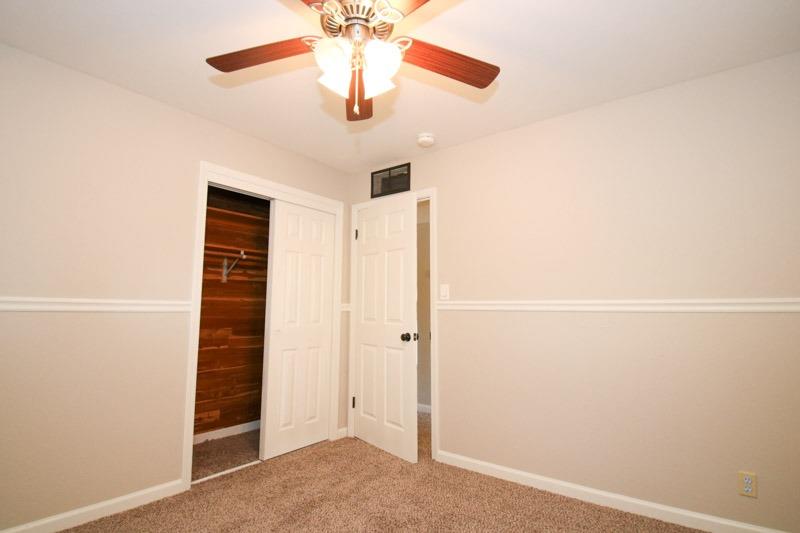 654 West Carpenter Avenue Reedley, CA 93654 - Photo 26 of 46
