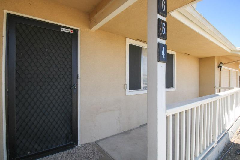 654 West Carpenter Avenue Reedley, CA 93654 - Photo 5 of 46