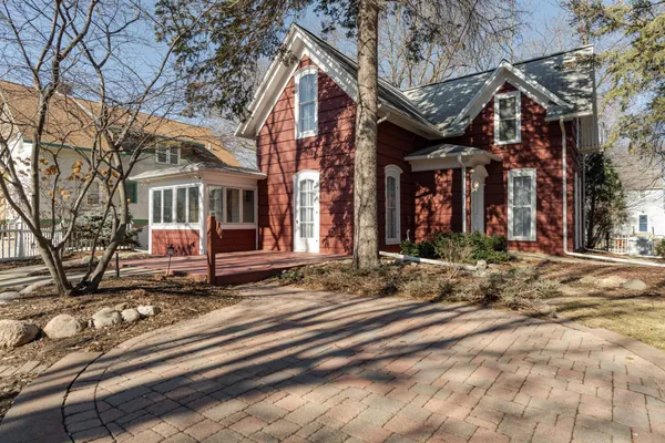 $489,900 | 816 1st Street Northwest, Rochester, MN 55901
