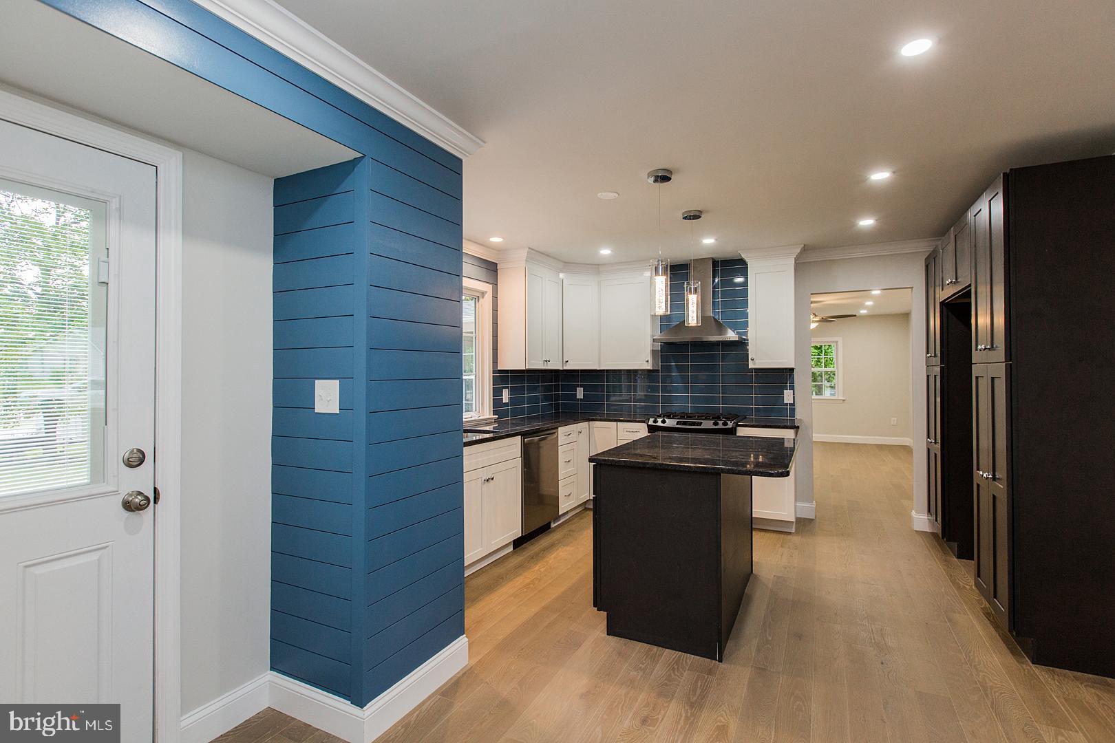 1028 Tracy Road Lancaster, PA 17601 - Photo 13 of 79