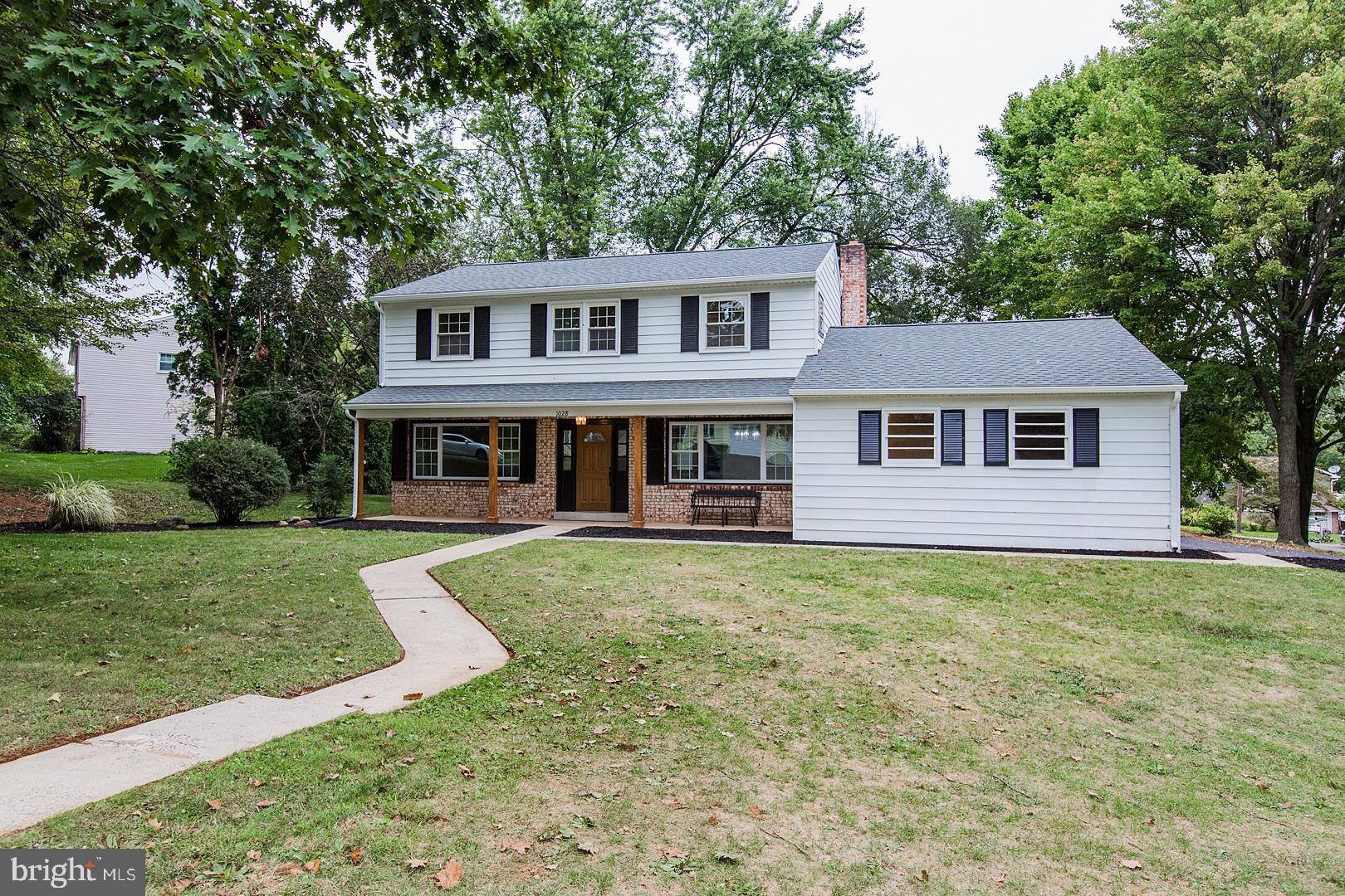 1028 Tracy Road Lancaster, PA 17601 - Photo 5 of 79
