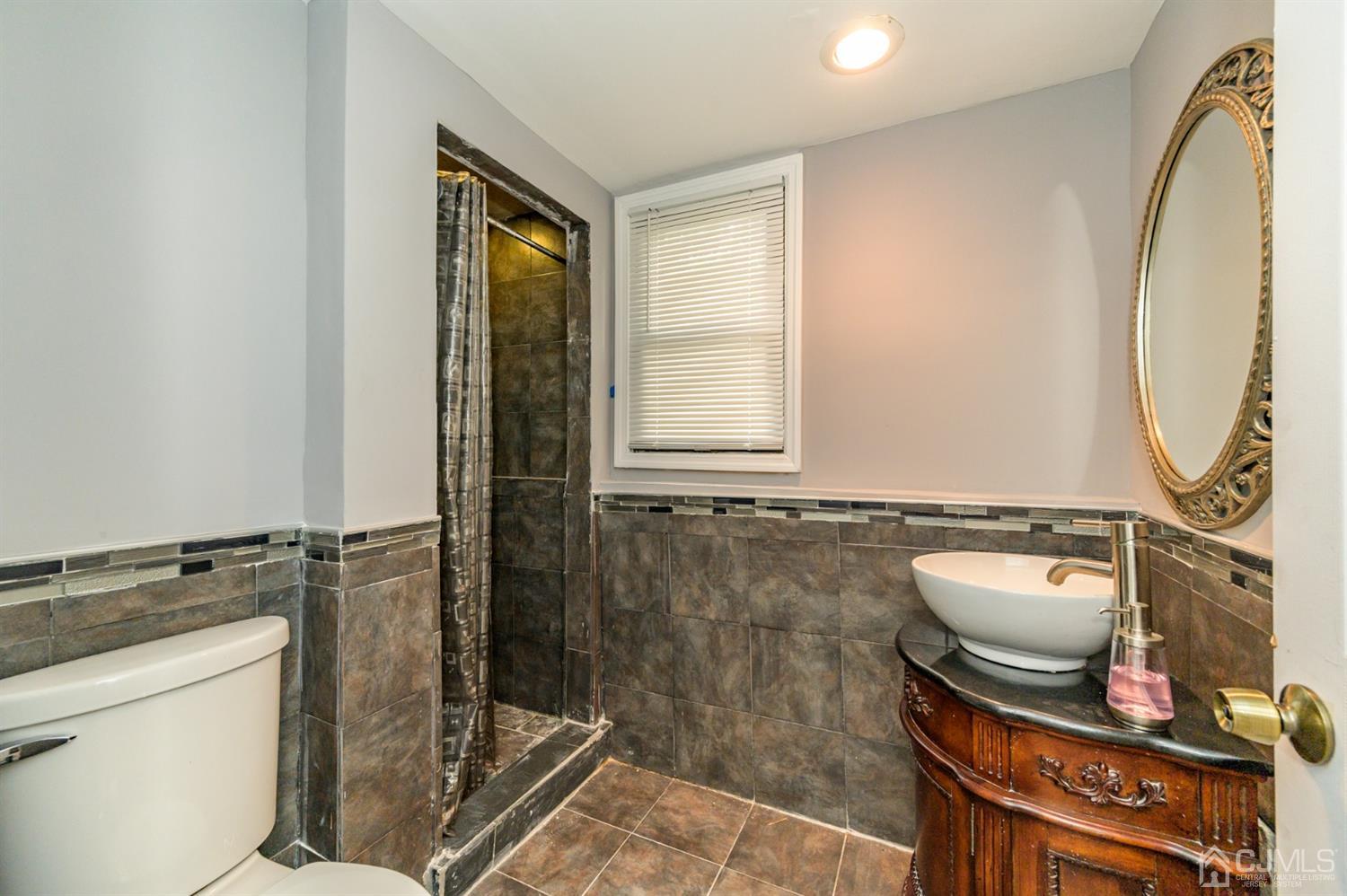 310 Parkside Road Plainfield, NJ 07060 - Photo 17 of 33 Gallery Image 17