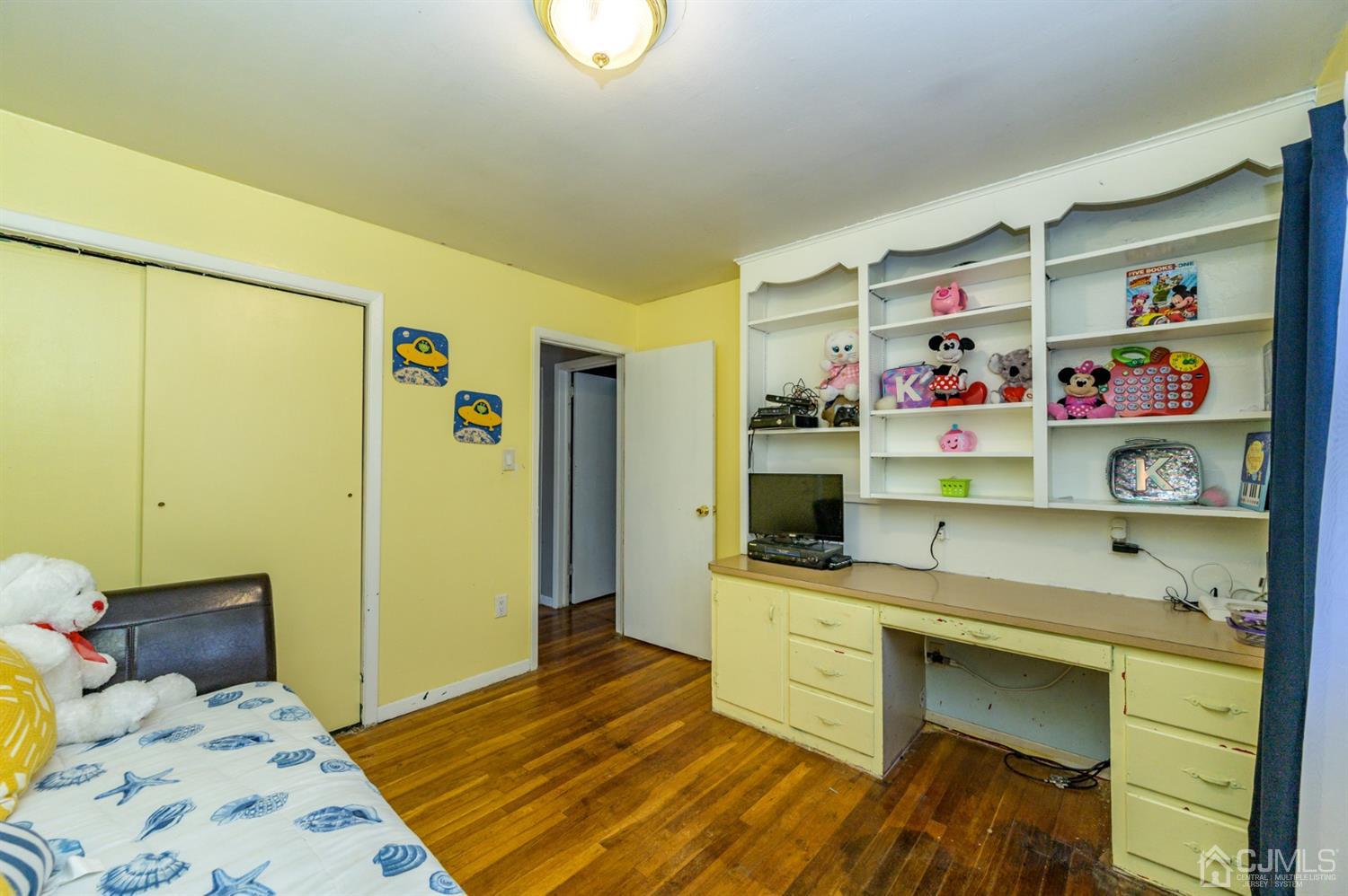310 Parkside Road Plainfield, NJ 07060 - Photo 24 of 33 Gallery Image 24