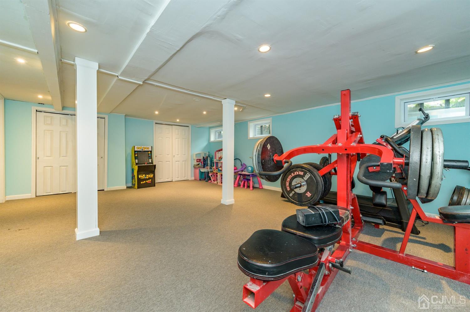 310 Parkside Road Plainfield, NJ 07060 - Photo 27 of 33 Gallery Image 27