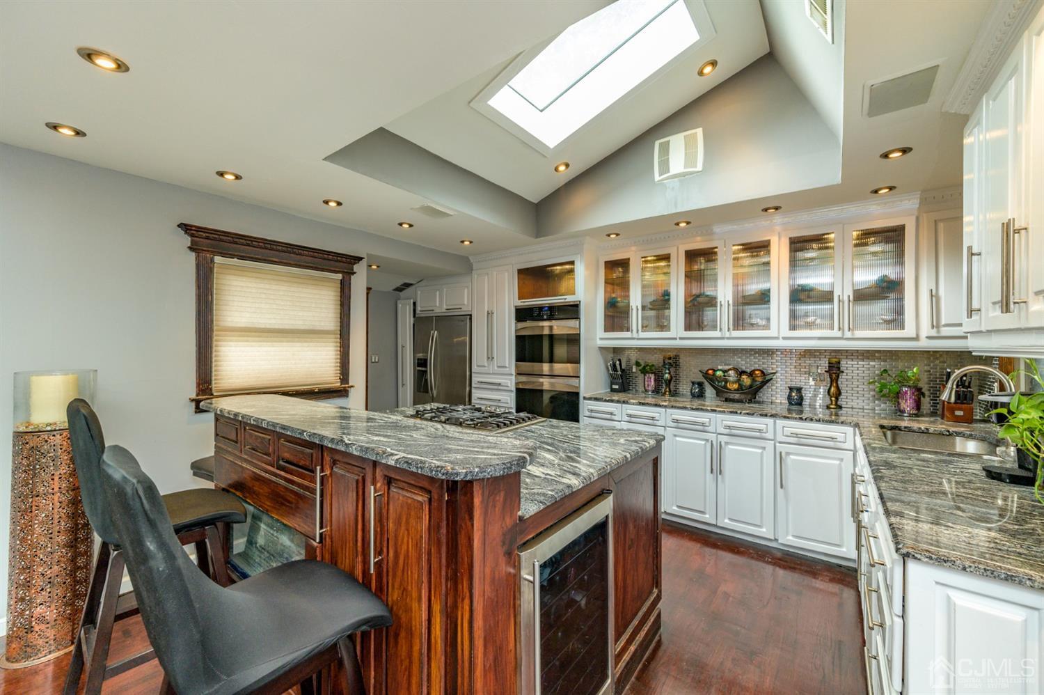310 Parkside Road Plainfield, NJ 07060 - Photo 5 of 33 Gallery Image 5
