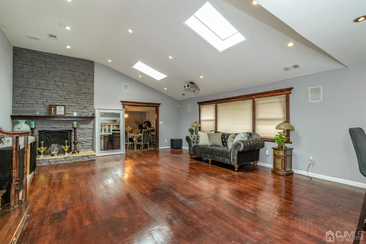 310 Parkside Road Plainfield, NJ 07060 - Photo 8 of 33 Gallery Image 8