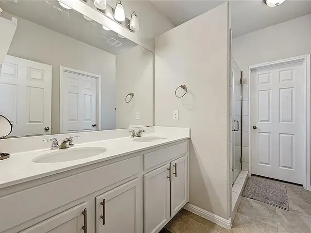 $2,300 | 906 Boatswain Way, Austin, TX 78748