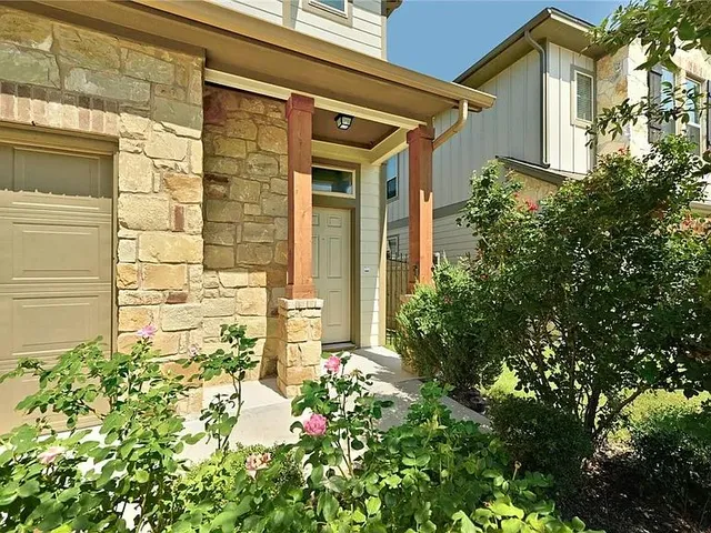 $2,300 | 906 Boatswain Way, Austin, TX 78748