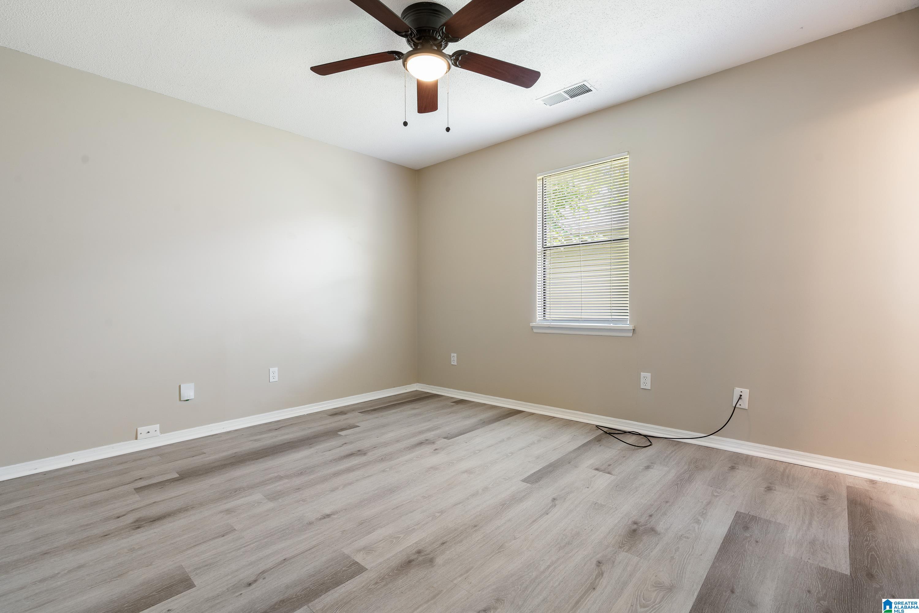 1920 Southwest 15th Way Birmingham, AL 35211 - Photo 11 of 23