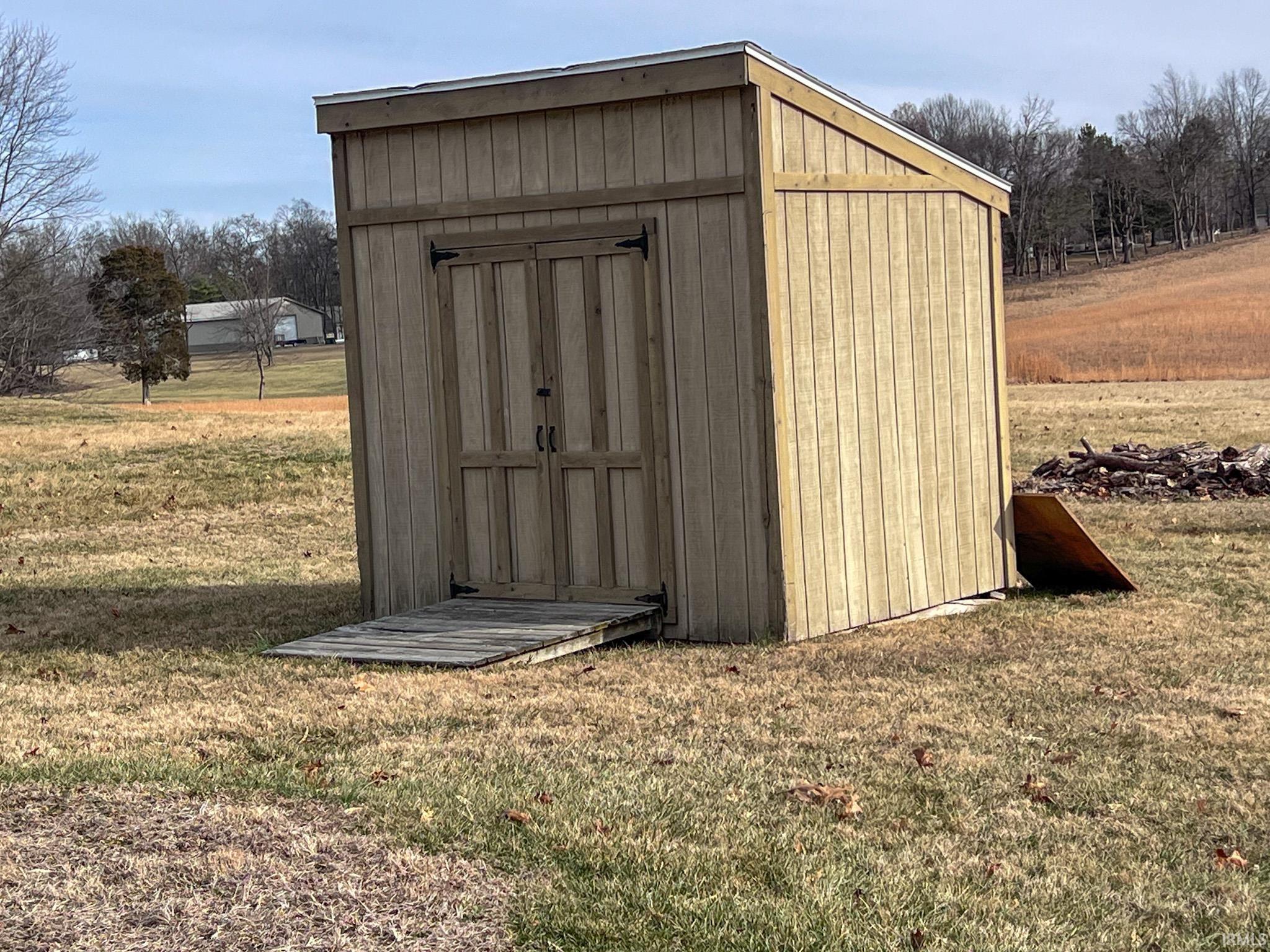 410 Anderson Lane Bedford, IN 47421 - Photo 29 of 34