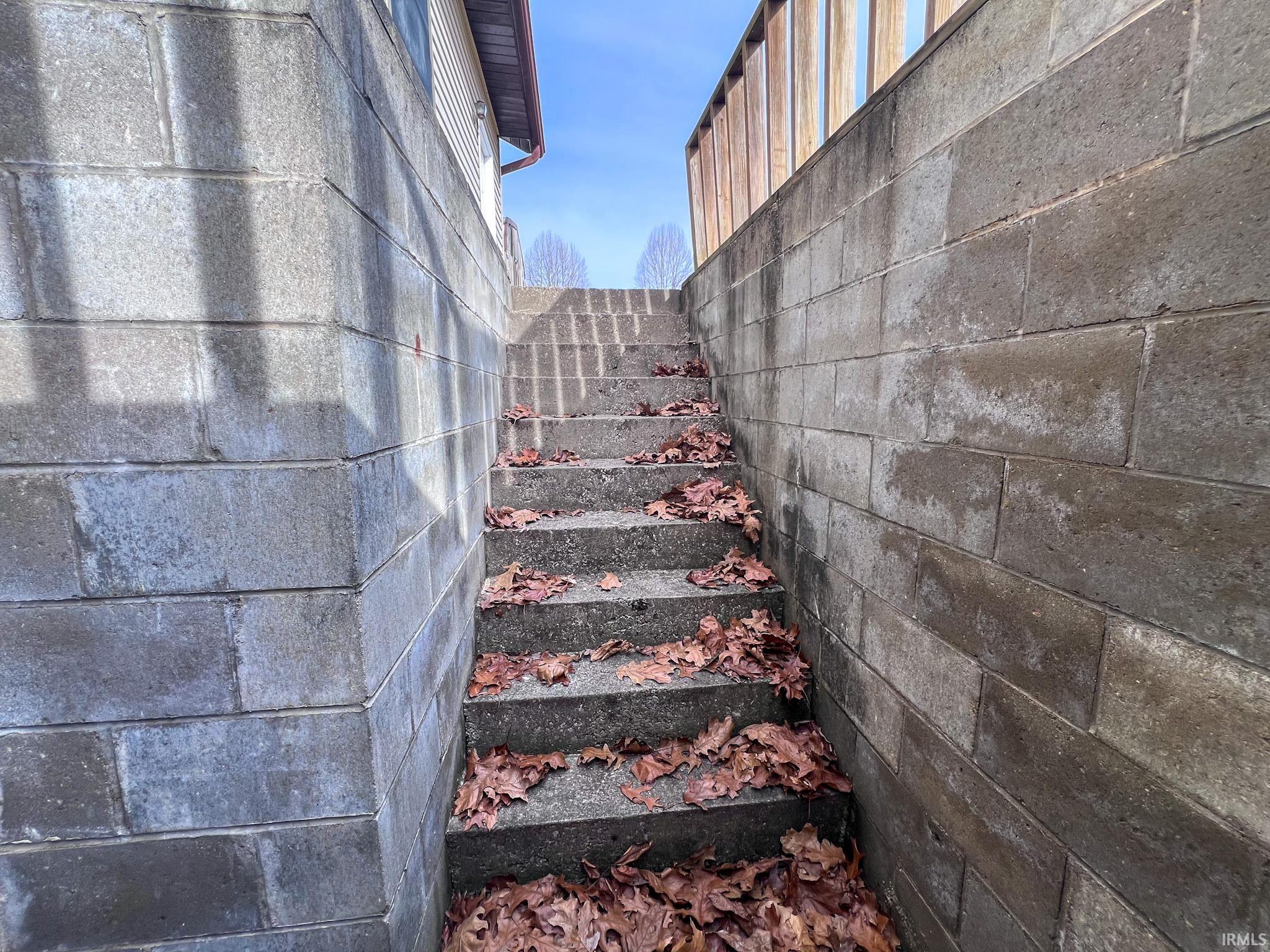 410 Anderson Lane Bedford, IN 47421 - Photo 34 of 34