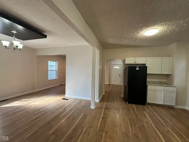 $1,850 | 3027 Guilford Avenue, Indianapolis, IN 46205