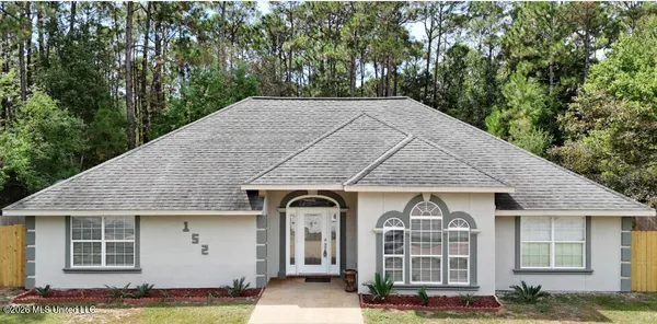 $289,900 | 152 Sycamore Drive, Pass Christian, MS 39571