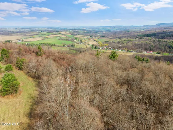 $250,000 | 3260 County Road 31, Cherry Valley, NY 13320