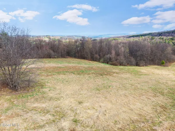 $250,000 | 3260 County Road 31, Cherry Valley, NY 13320