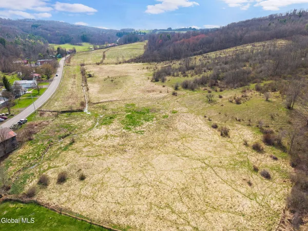 $250,000 | 3260 County Road 31, Cherry Valley, NY 13320