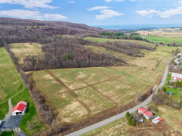$250,000 | 3260 County Road 31, Cherry Valley, NY 13320