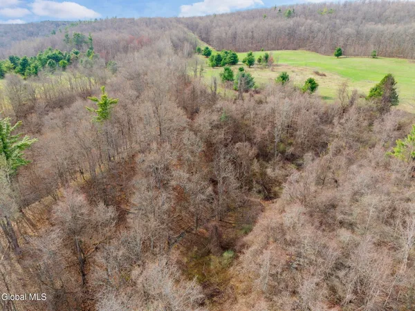 $250,000 | 3260 County Road 31, Cherry Valley, NY 13320