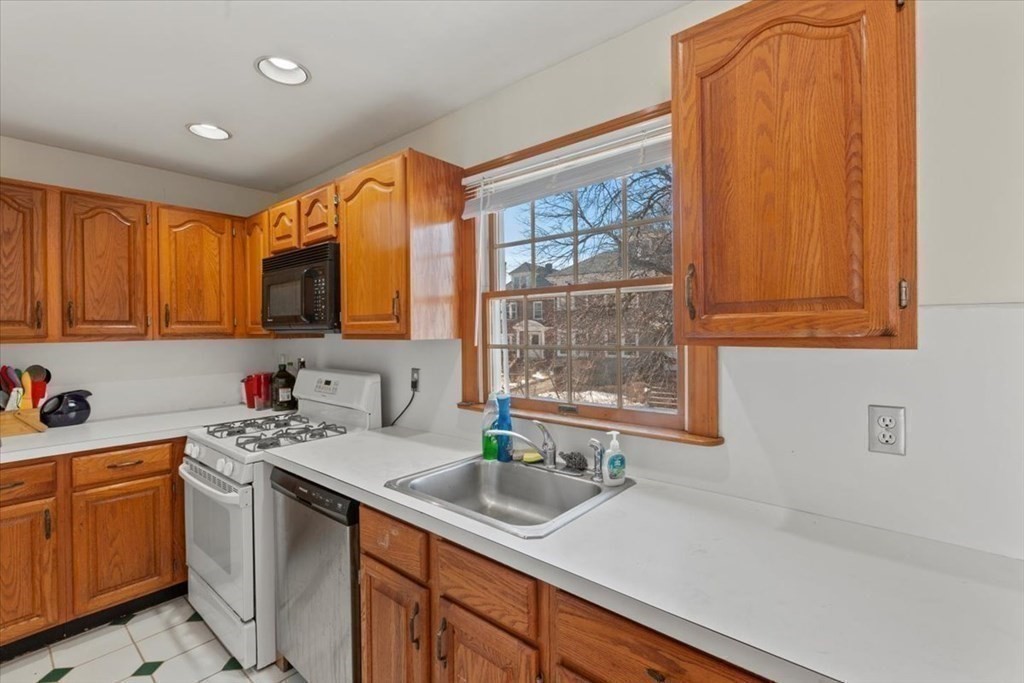 87-89 Nottinghill Road Boston, MA 02135 - Photo 17 of 22 Gallery Image 17