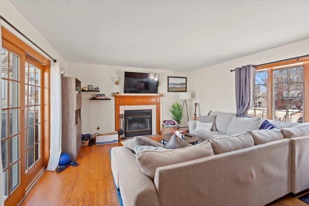 87-89 Nottinghill Road Boston, MA 02135 - Photo 3 of 22 Gallery Image 3