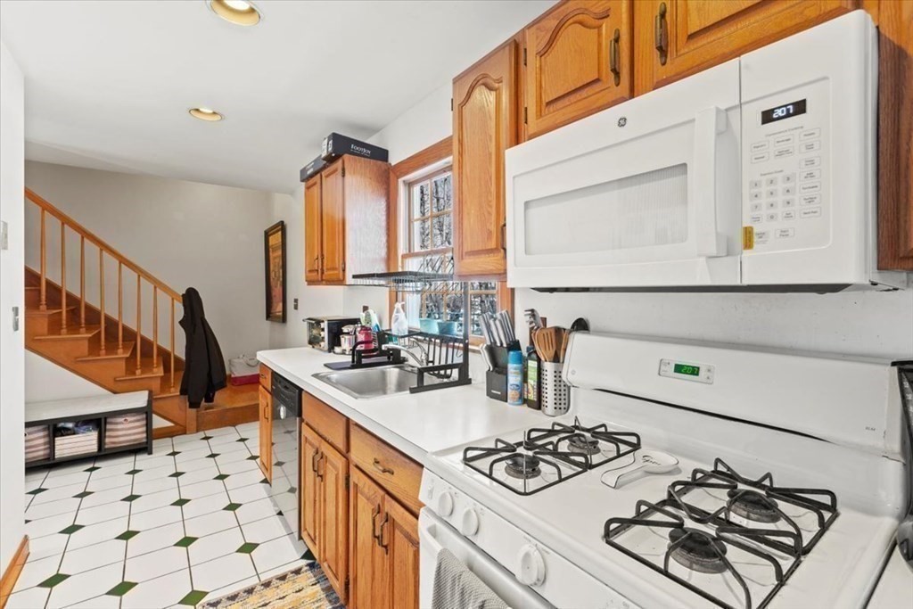87-89 Nottinghill Road Boston, MA 02135 - Photo 7 of 22 Gallery Image 7