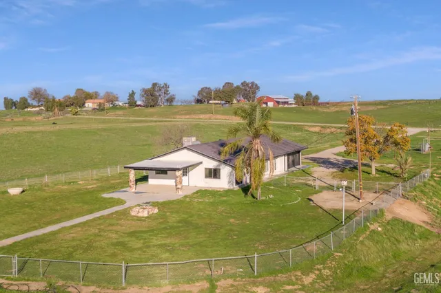 a view of a water with an outdoor space