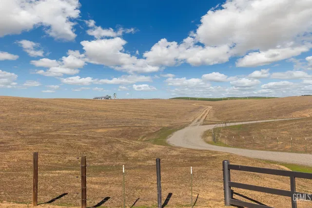 $795,000 | Undisclosed Address, Bakersfield, CA 93308