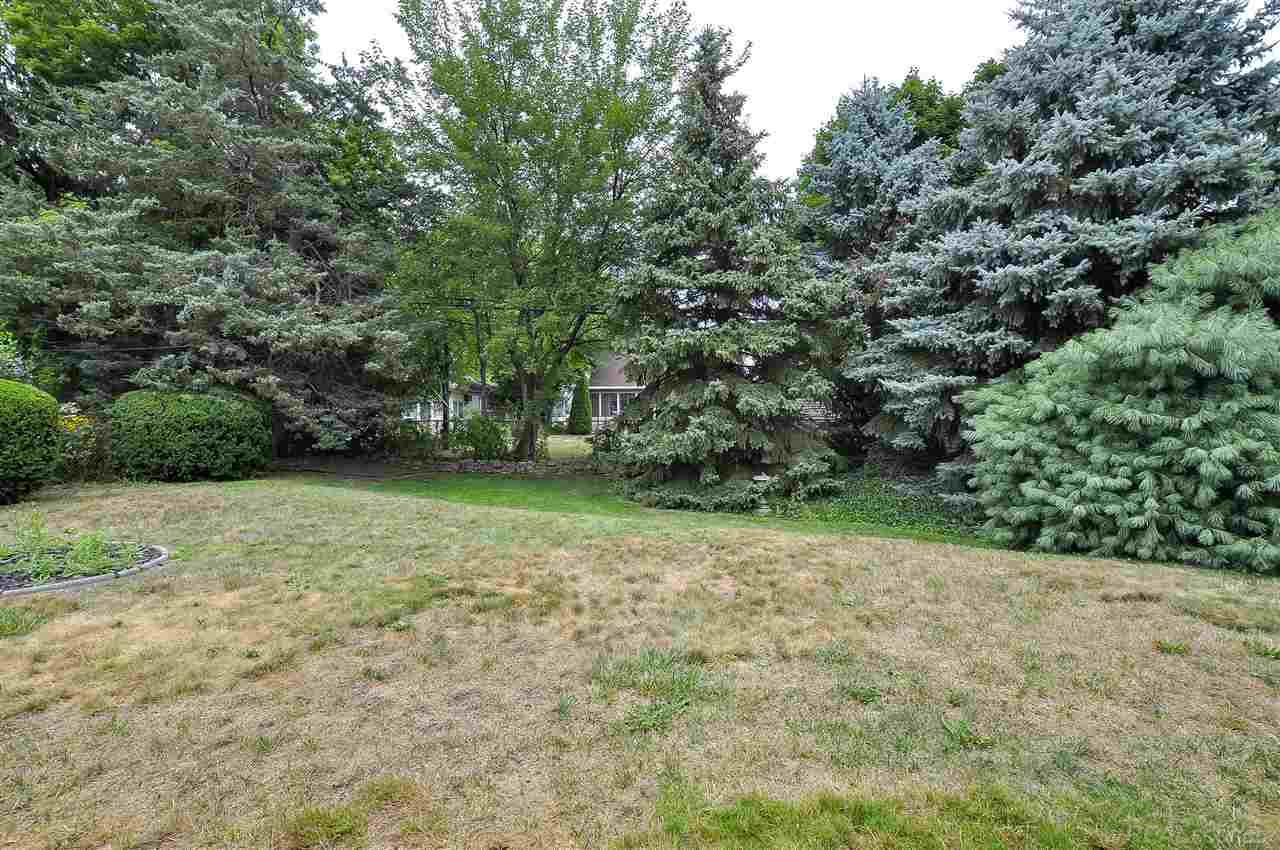 820 Hampton Road Grosse Pointe Woods, MI 48236 - Photo 26 of 29