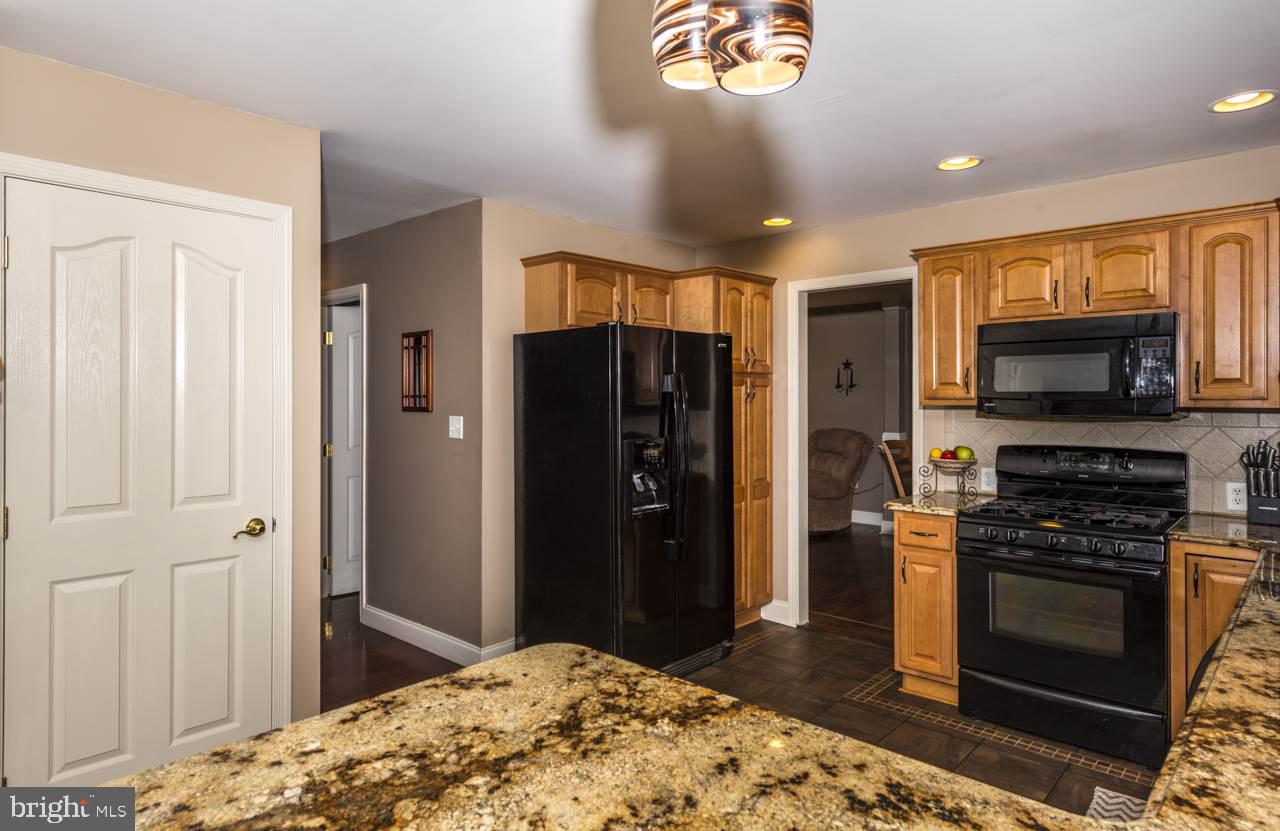2555 Admire Road Dover, PA 17315 - Photo 7 of 28 Gallery Image 7