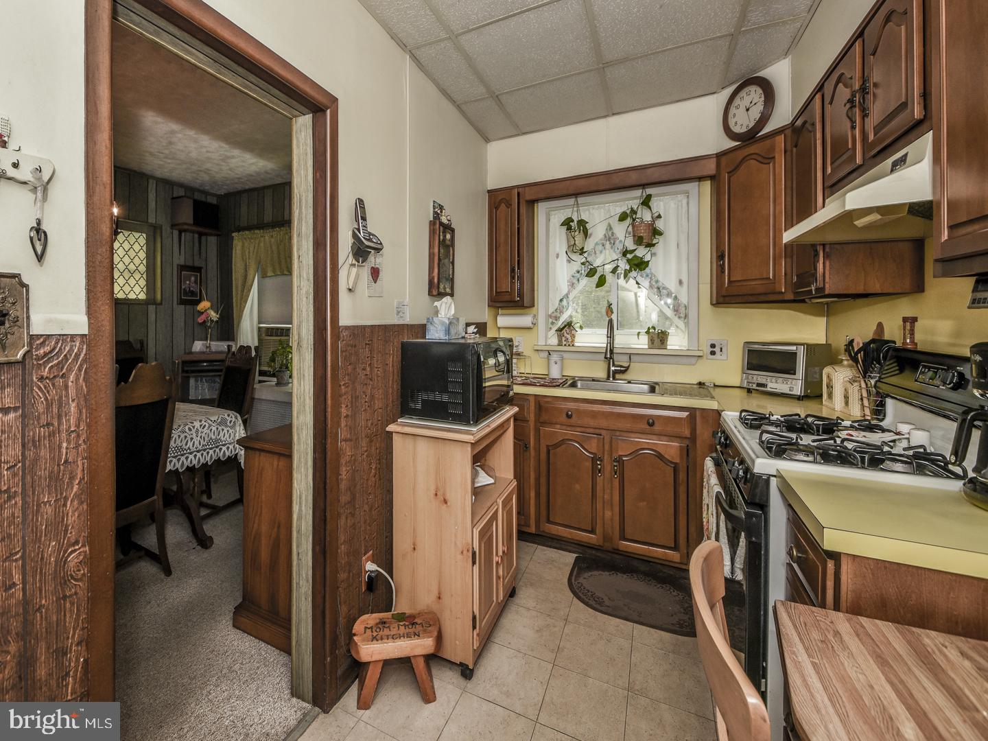372 Church Road Elkins Park, PA 19027 - Photo 14 of 34 Kitchen