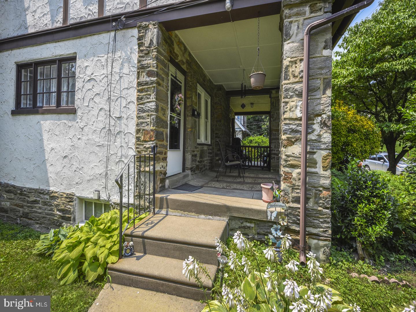372 Church Road Elkins Park, PA 19027 - Photo 4 of 34 Front Porch