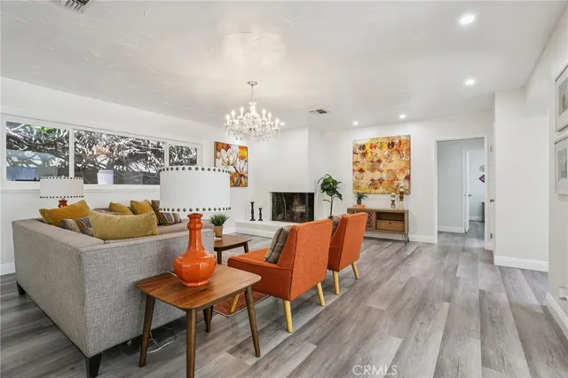 $1,399,000 | 367 Ultimo Avenue, Long Beach, CA 90814