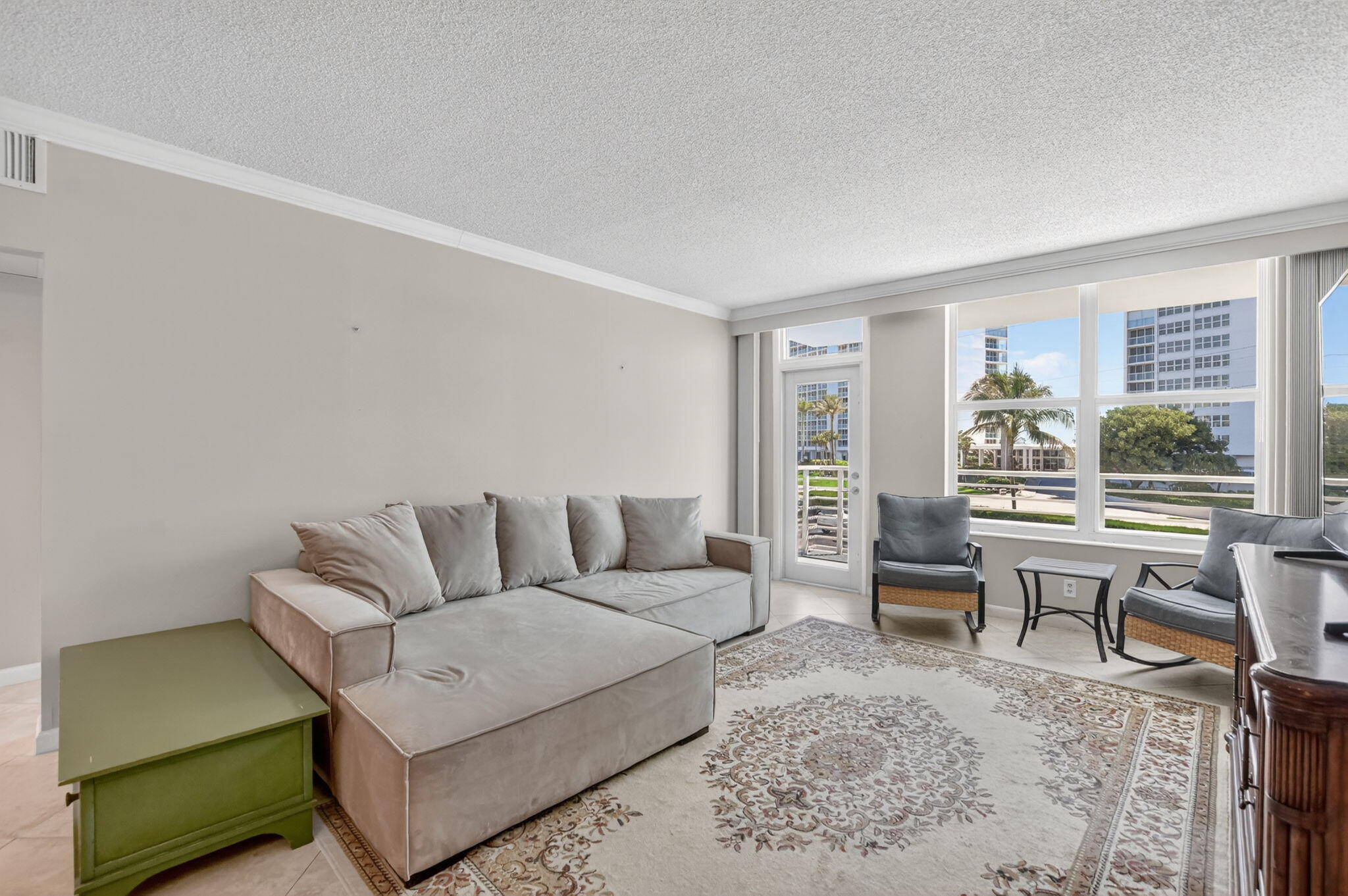 2851 South Ocean Boulevard, Unit T2 Boca Raton, FL 33432 - Photo 10 of 49 9-web-or-mls-DSC_0836