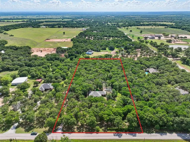$500,000 | 1643 Lacy Drive, Lipan, TX 76462