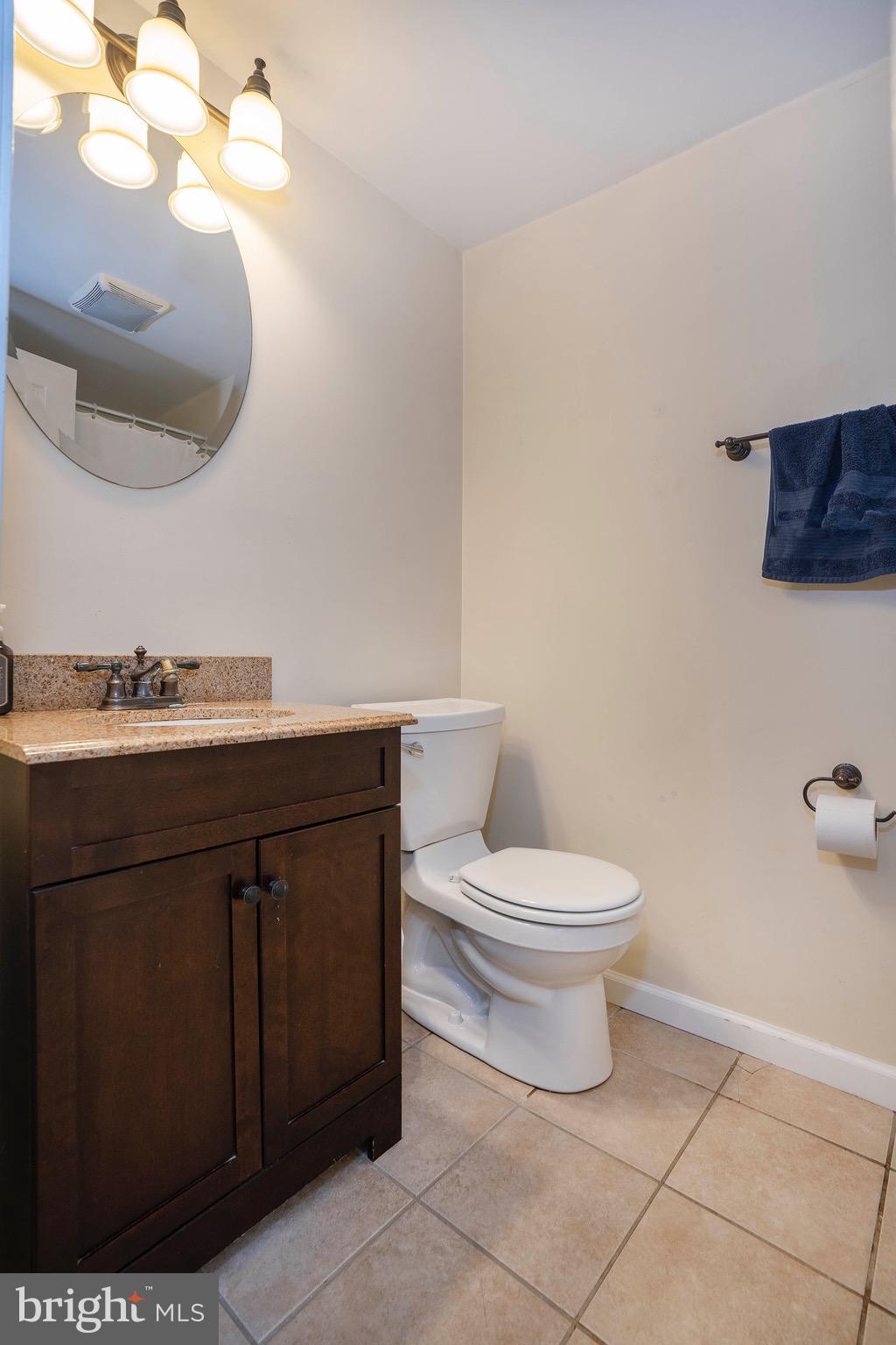 216 Sandra Road Wilmington, DE 19803 - Photo 14 of 32 First Floor Full Bathroom