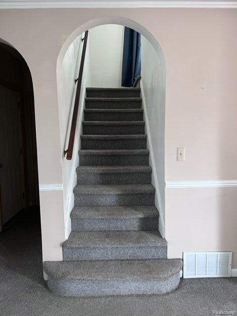 2436 West Auburn Road Rochester Hills, MI 48309 - Photo 7 of 34