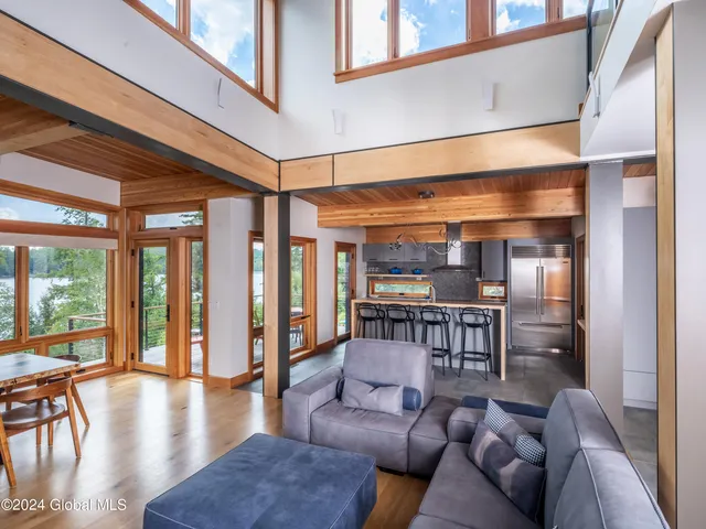 $2,500,000 | 4 Riley Farm Lane, Saratoga Springs, NY 12866