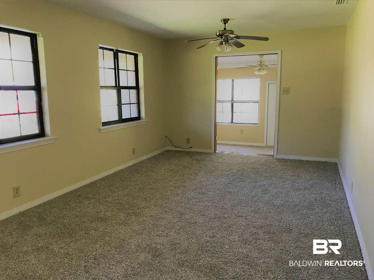 2134 North Walnut Street Loxley, AL 36551 - Photo 14 of 18 Living Room