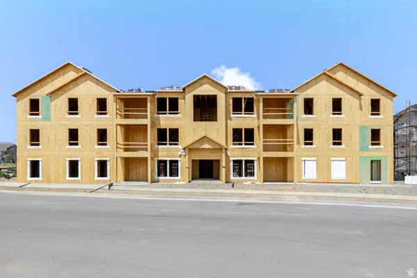 $354,900 | 6687 Twin Rocks Lane, Unit E303, Herriman, UT 84096