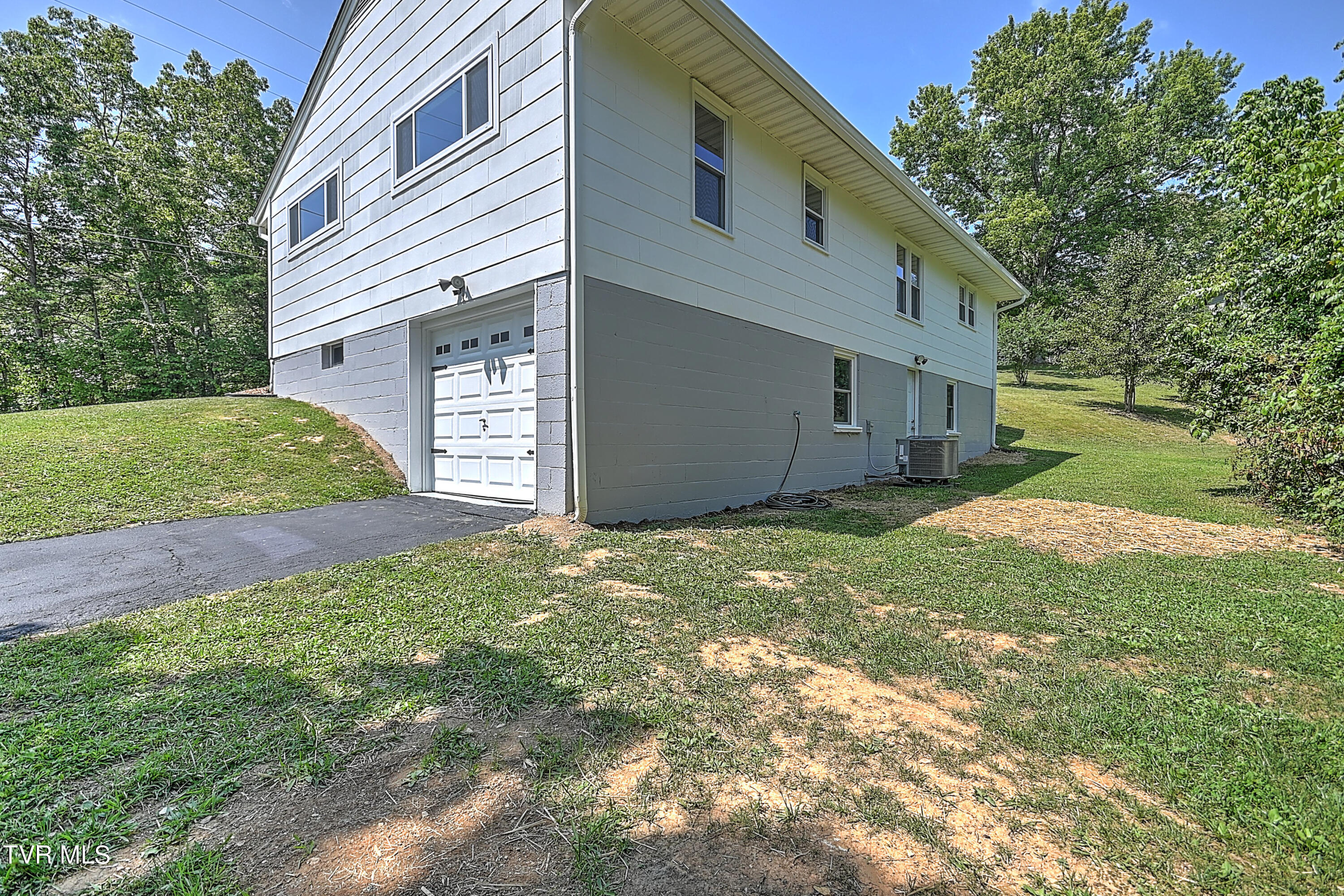 2257 Idle Hour Road Kingsport, TN 37660 - Photo 33 of 35 2257 Idle Hour KM-33