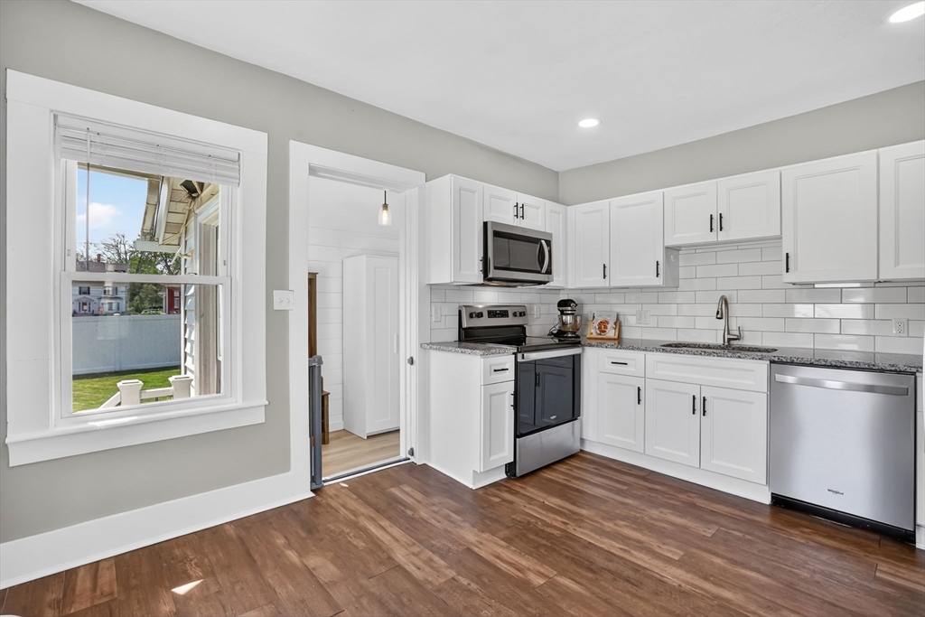 7 Maple Street Ludlow, MA 01056 - Photo 15 of 37