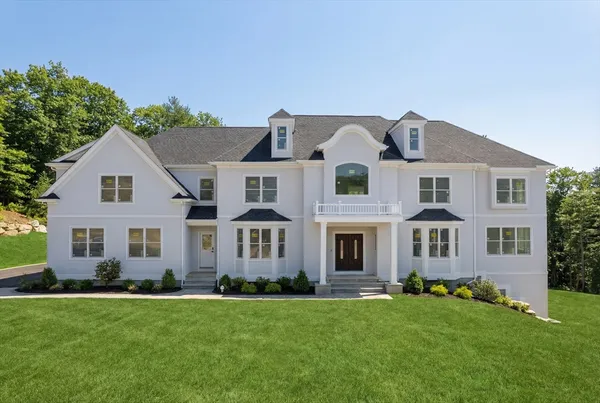 $3,690,000 | 114 Oak Trail, Bolton, MA 01740