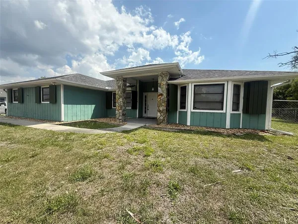 $2,495 | 1001 South Wapello Street, North Port, FL 34286