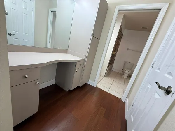 $2,495 | 1001 South Wapello Street, North Port, FL 34286