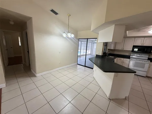 $2,495 | 1001 South Wapello Street, North Port, FL 34286