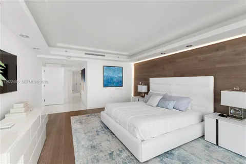 $2,700,000 | 19955 Northeast 38th Court, Unit 2205, Aventura, FL 33180