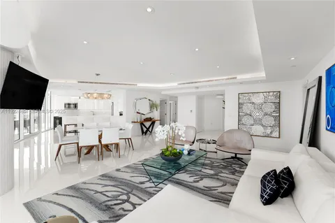 $3,750,000 | 19955 Northeast 38th Court, Unit 2205, Aventura, FL 33180