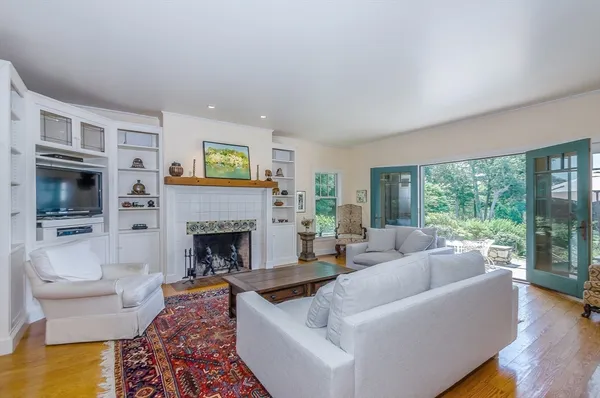 $3,400,000 | 414 Point Road, Marion, MA 02738