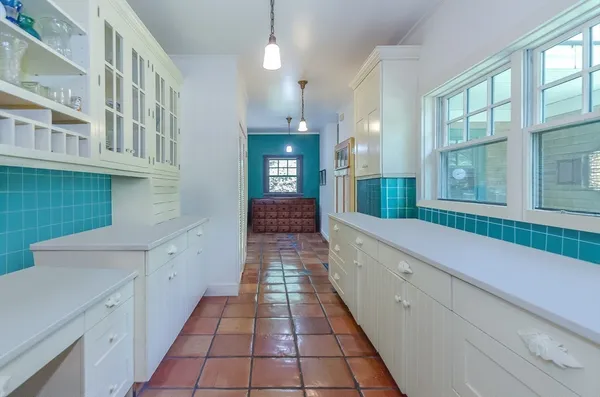 $3,400,000 | 414 Point Road, Marion, MA 02738