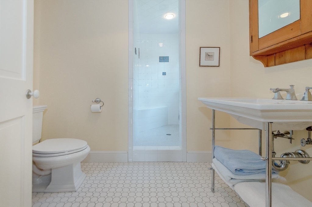 414 Point Road Marion, MA 02738 - Photo 23 of 42 a bathroom with a sink a toilet and shower